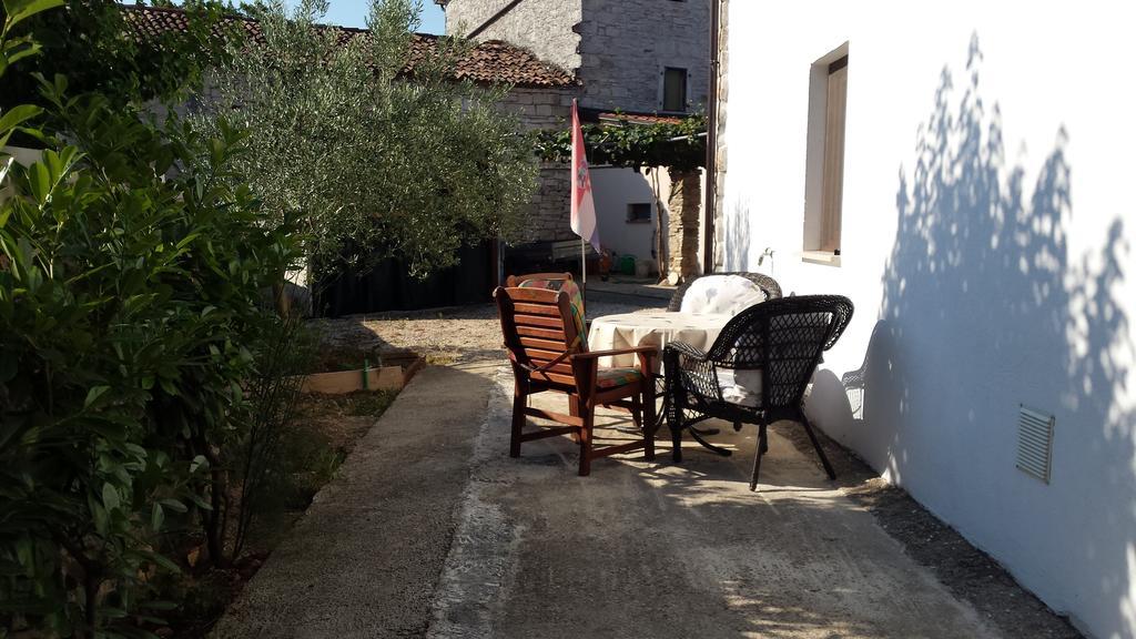 Abba Apartment Sveti Lovreč Pazenatički Dış mekan fotoğraf