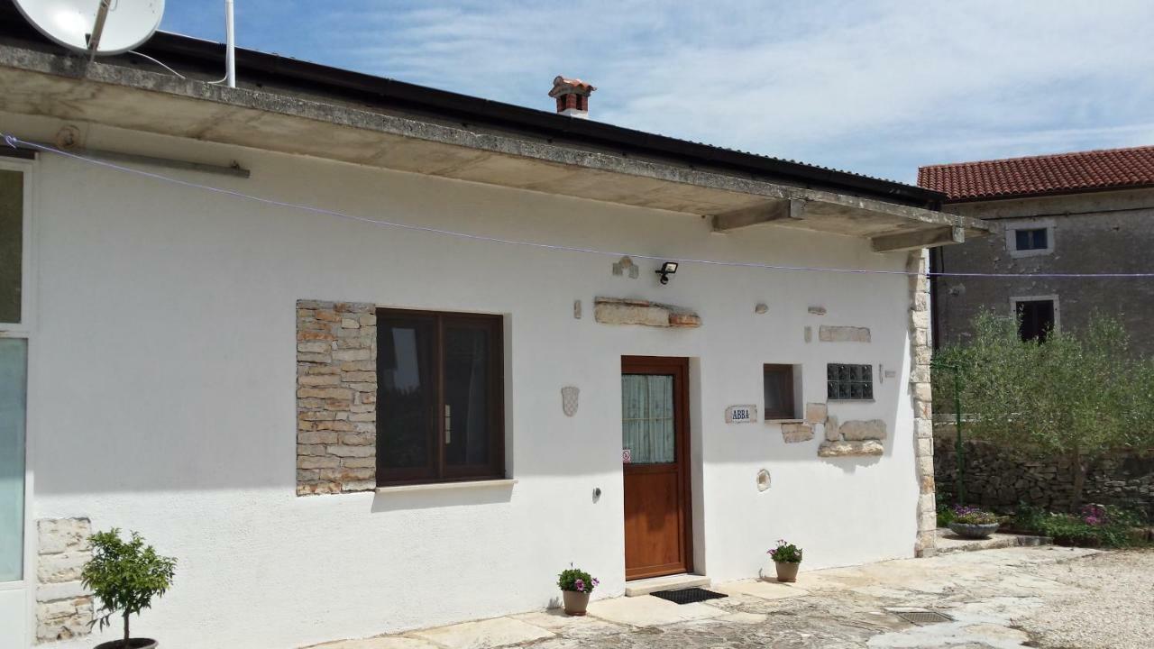 Abba Apartment Sveti Lovreč Pazenatički Dış mekan fotoğraf