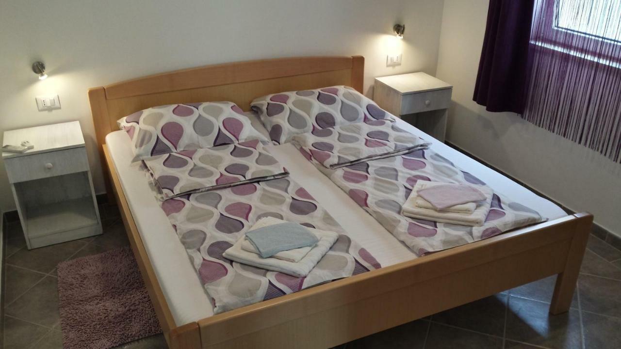 Abba Apartment Sveti Lovreč Pazenatički Dış mekan fotoğraf