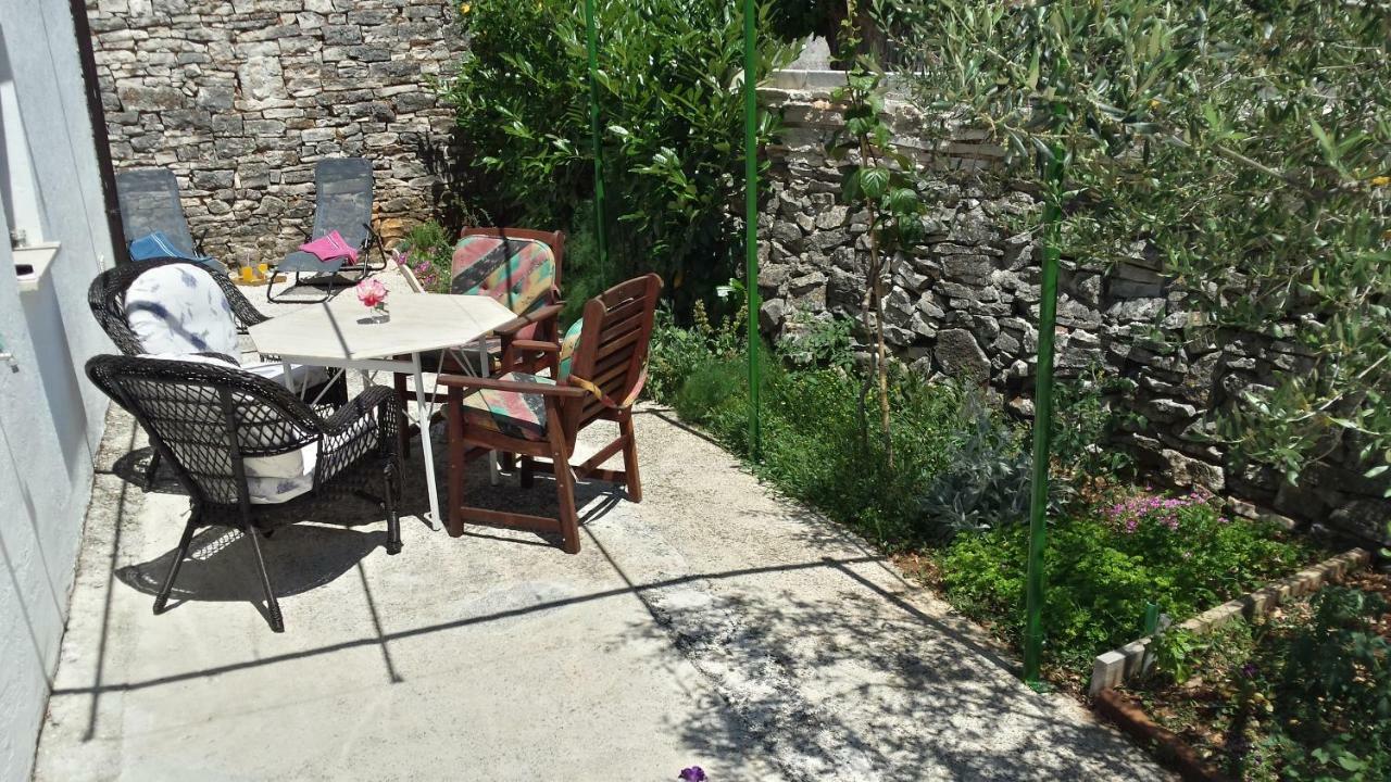 Abba Apartment Sveti Lovreč Pazenatički Dış mekan fotoğraf